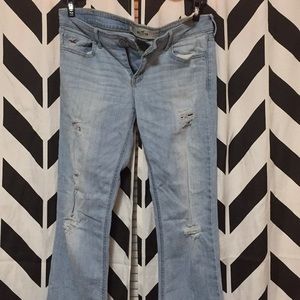 💯HOLLISTER ripped jeans💯